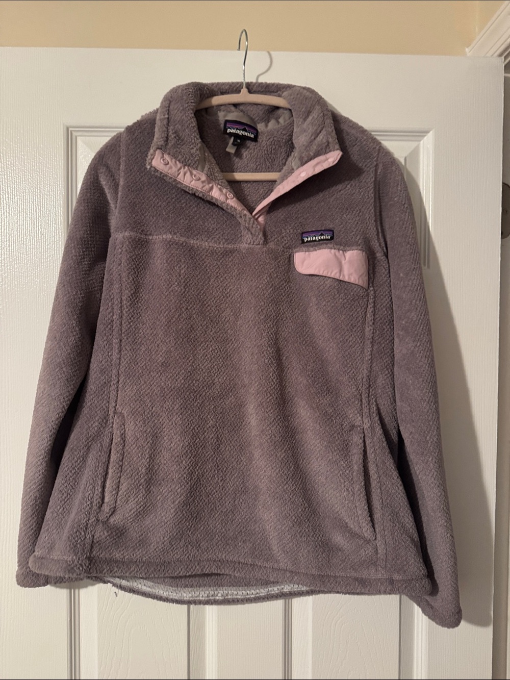 Patagonia Women's Lavender pullover